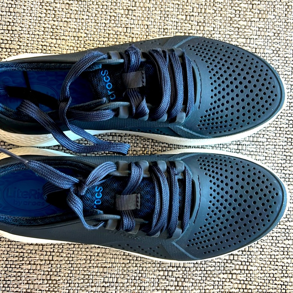 Crocs LiteRide Navy Sneakers